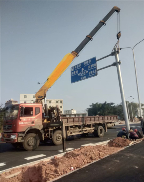 宣州区设备吊装租赁吊车要用多大吊车